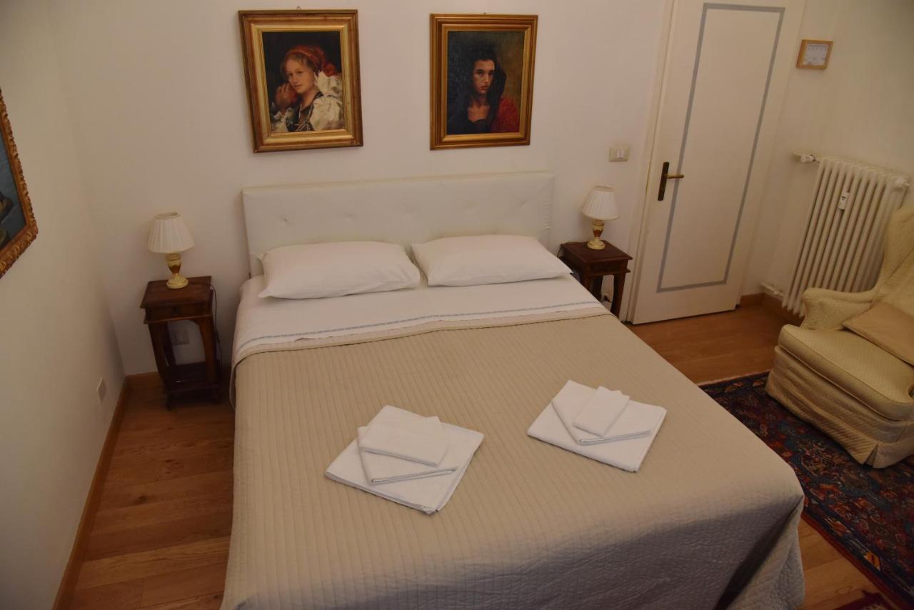 B&B Carlo Alberto トリノ エクステリア 写真